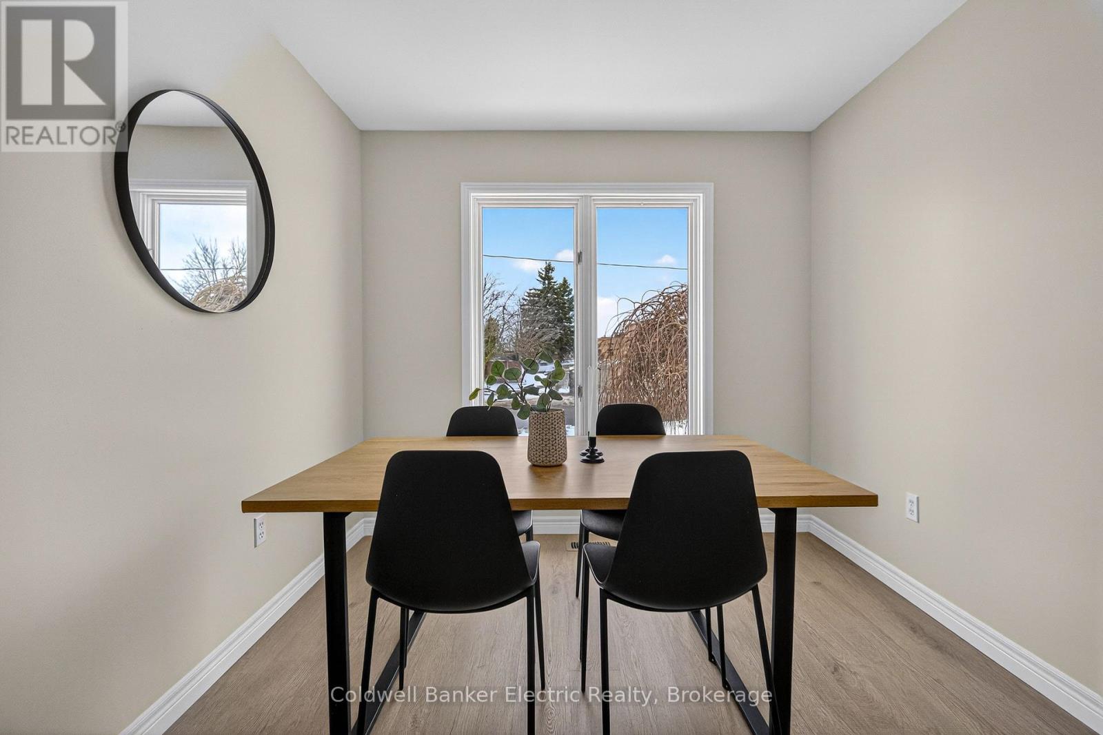 329 Mary Street W, Kawartha Lakes, Ontario  K9V 5X5 - Photo 9 - X13511544