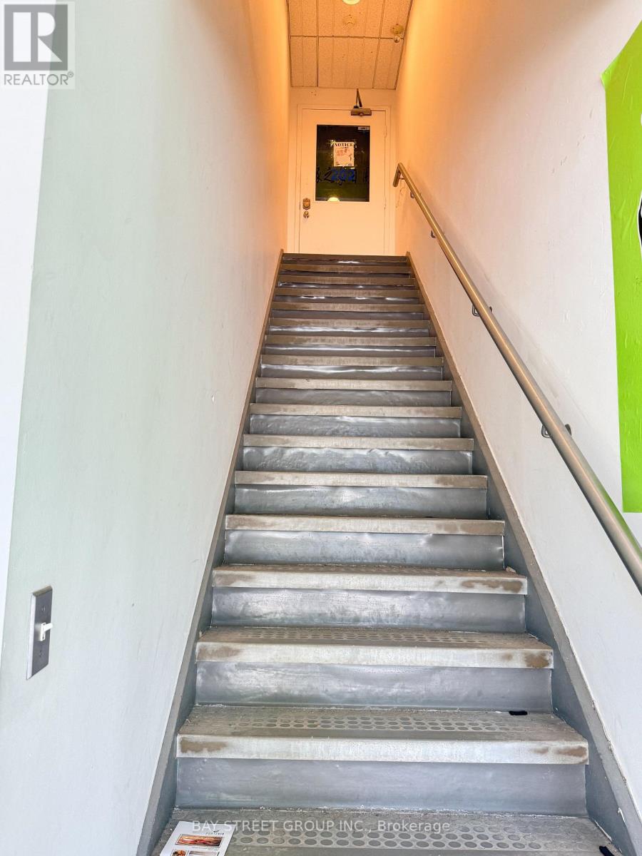 Unit 202 - 100 Steelcase Road E, Markham, Ontario  L3R 1E8 - Photo 3 - N13512540