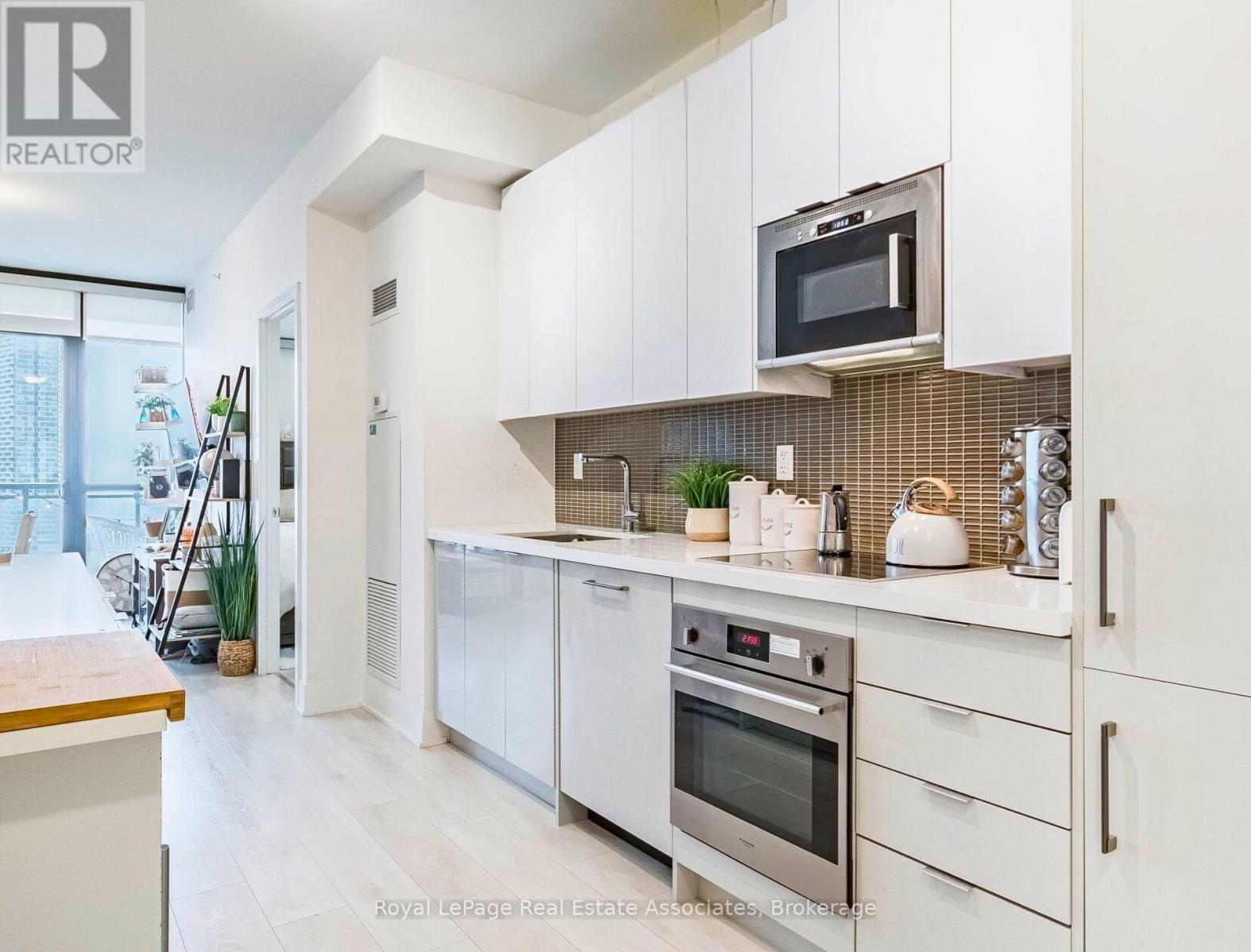 2805 - 2916 Highway 7, Vaughan, Ontario  L4K 0K6 - Photo 6 - N13512576