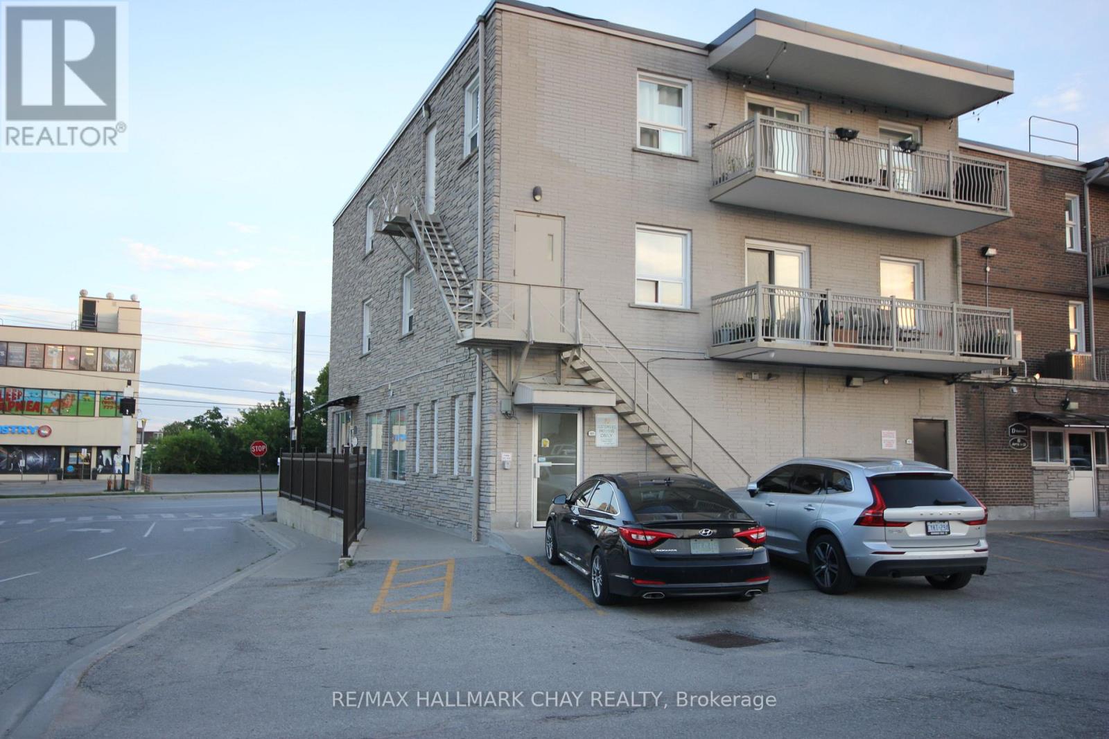 C3a - 95 Holland Street W, Bradford West Gwillimbury, Ontario  L3Z 1R8 - Photo 12 - N13512752