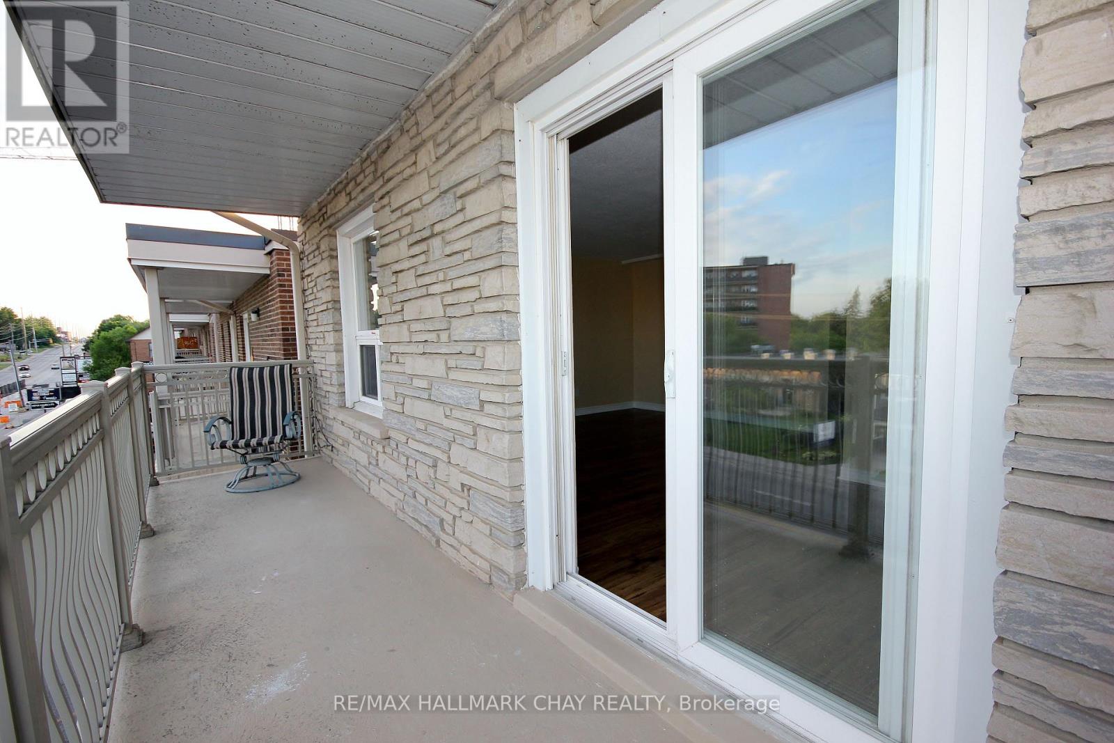 C3a - 95 Holland Street W, Bradford West Gwillimbury, Ontario  L3Z 1R8 - Photo 7 - N13512752