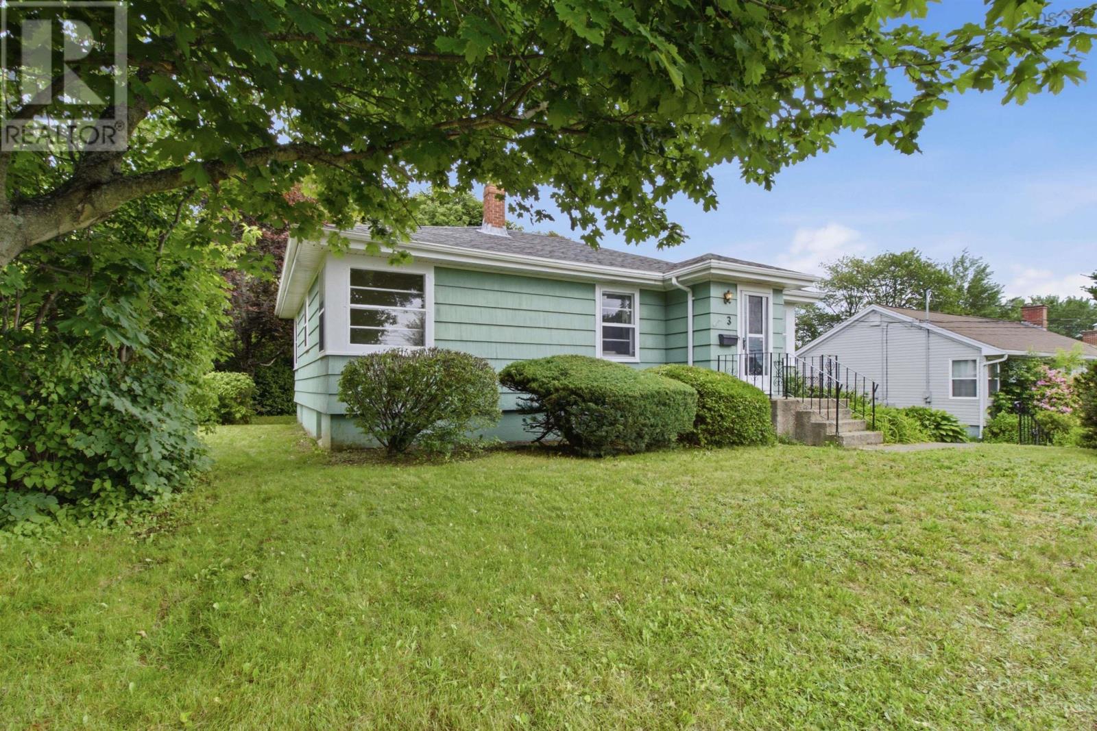 3 Guysborough Avenue, Dartmouth, Nova Scotia  B2W 1S4 - Photo 1 - 202616262
