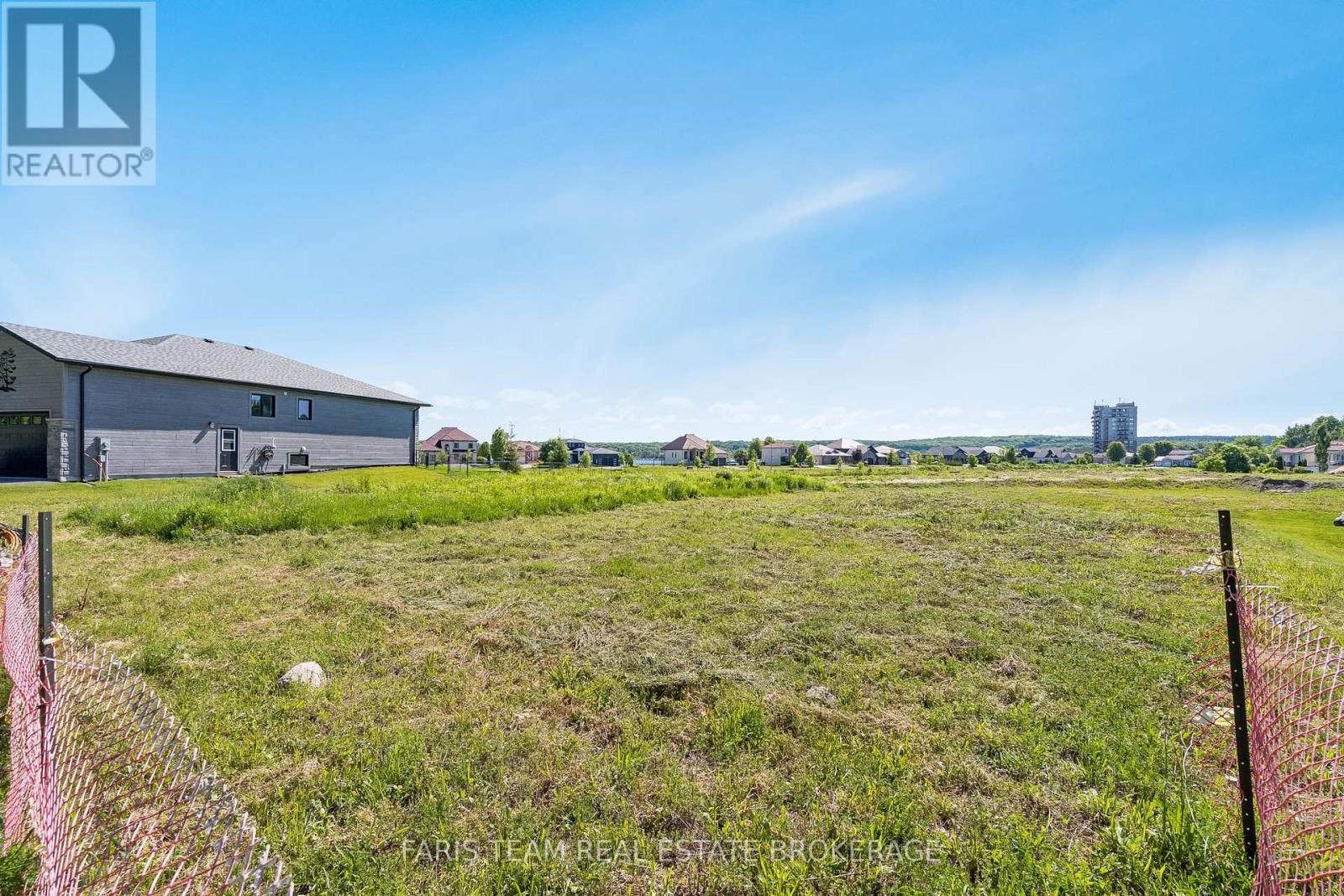 565 Taylor Drive, Midland, Ontario  L4R 5L9 - Photo 2 - S13512566