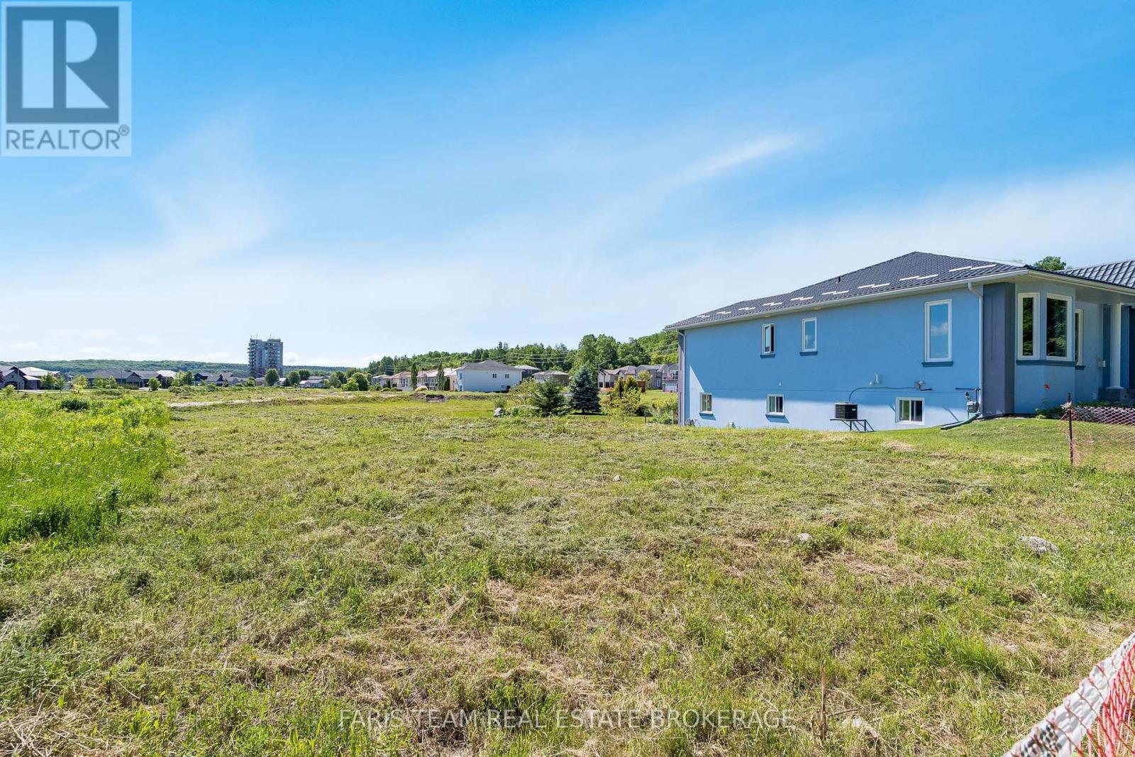 565 Taylor Drive, Midland, Ontario  L4R 5L9 - Photo 4 - S13512566