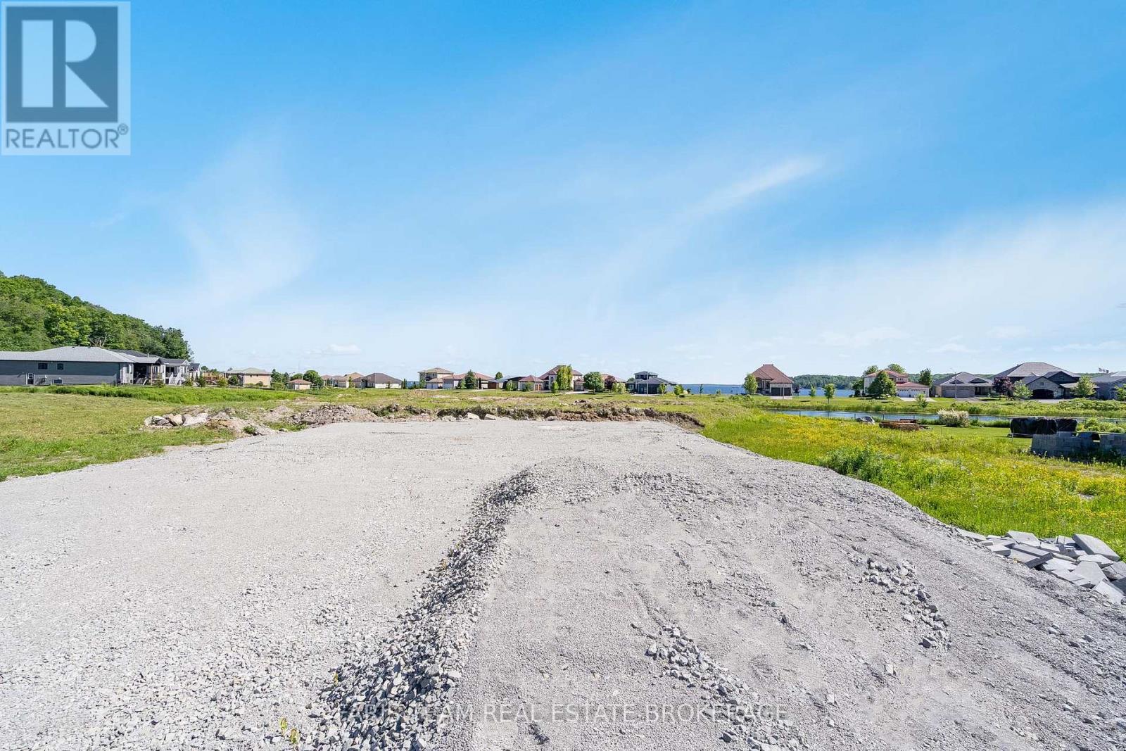 601 Taylor Drive, Midland, Ontario  L4R 5L9 - Photo 3 - S13512648