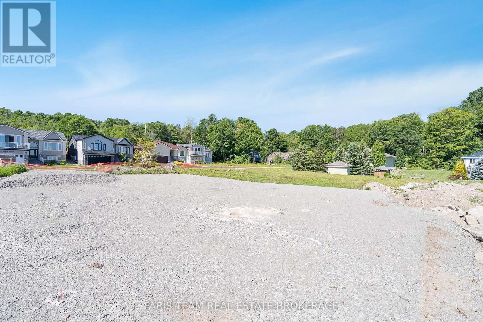 601 Taylor Drive, Midland, Ontario  L4R 5L9 - Photo 4 - S13512648
