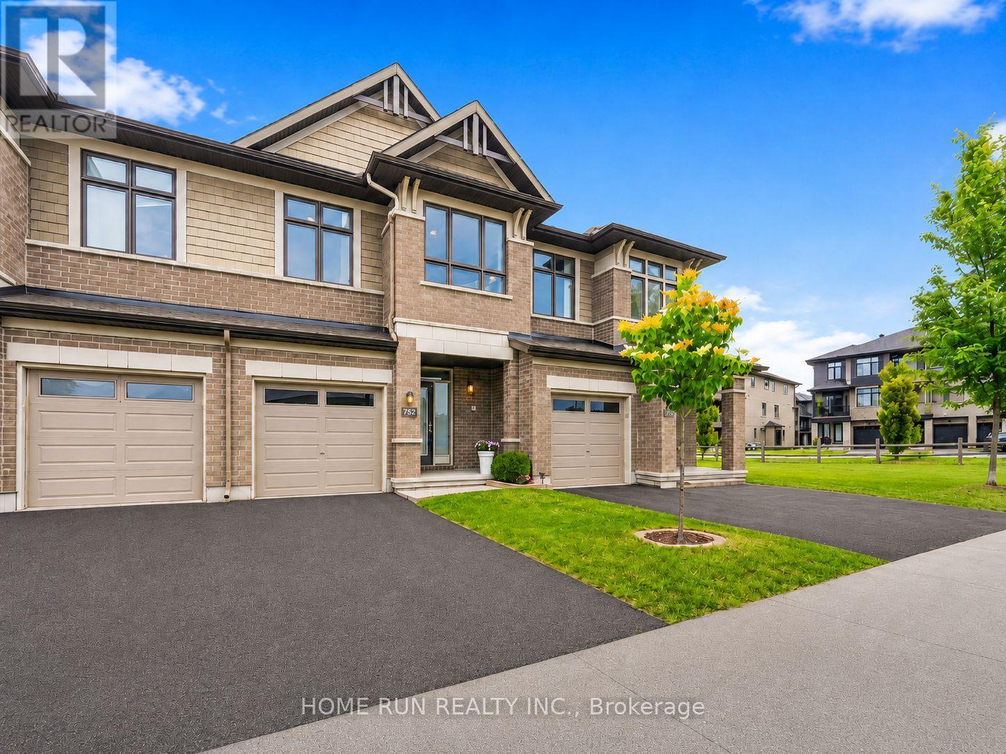 752 Carnelian Crescent, Ottawa, Ontario  K4M 0E2 - Photo 2 - X13511510