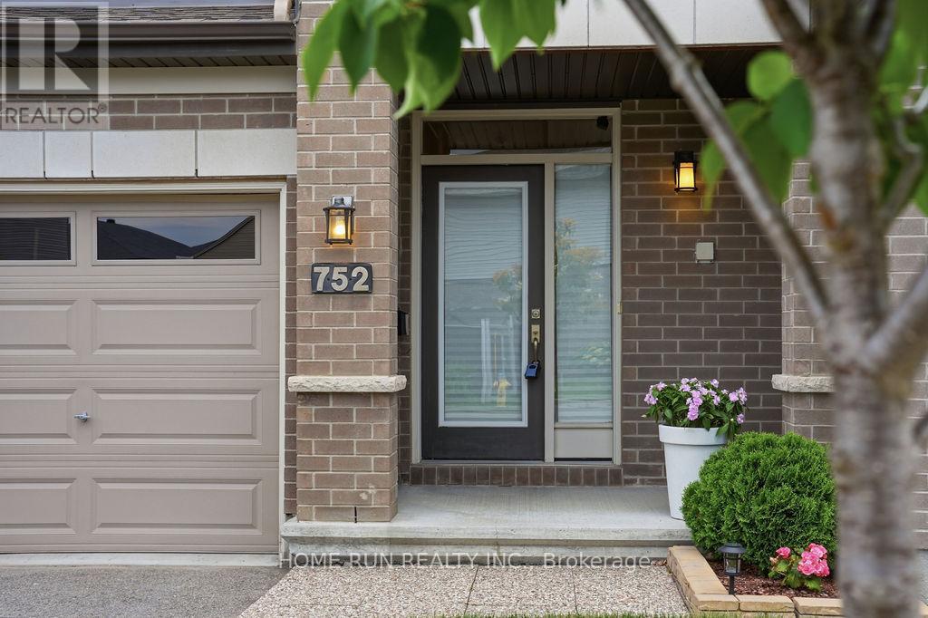 752 Carnelian Crescent, Ottawa, Ontario  K4M 0E2 - Photo 3 - X13511510