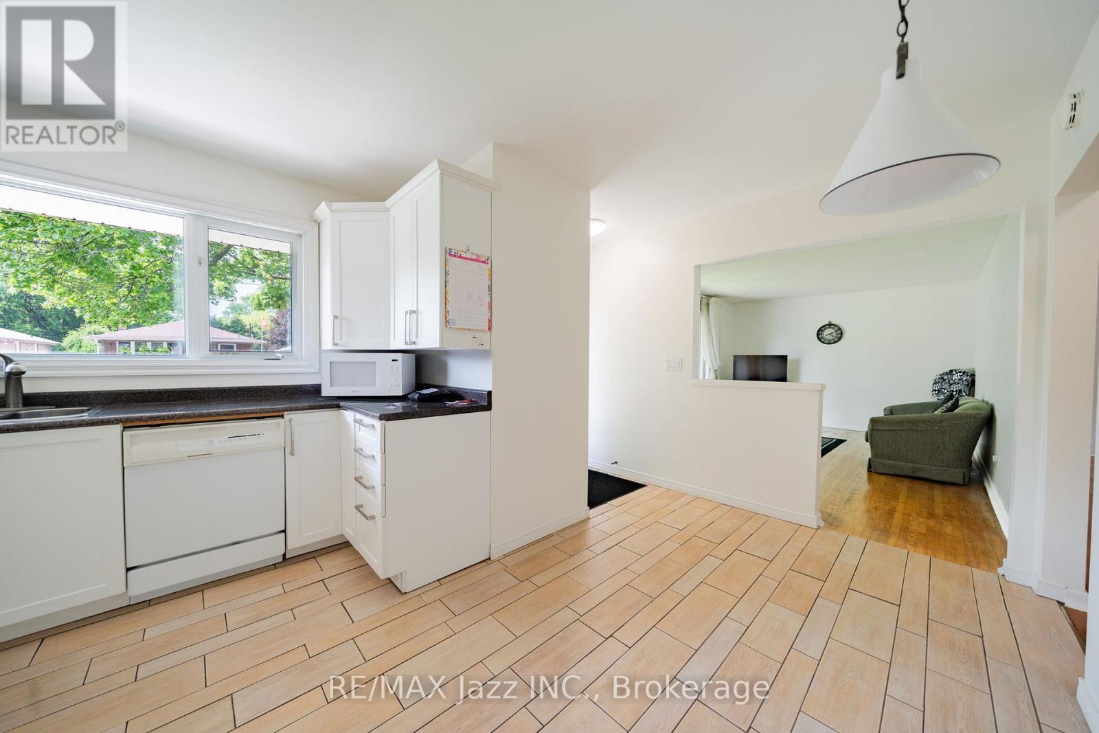 607 Gliddon Avenue, Oshawa, Ontario L1H 2A1 - Photo 14 - E13512922