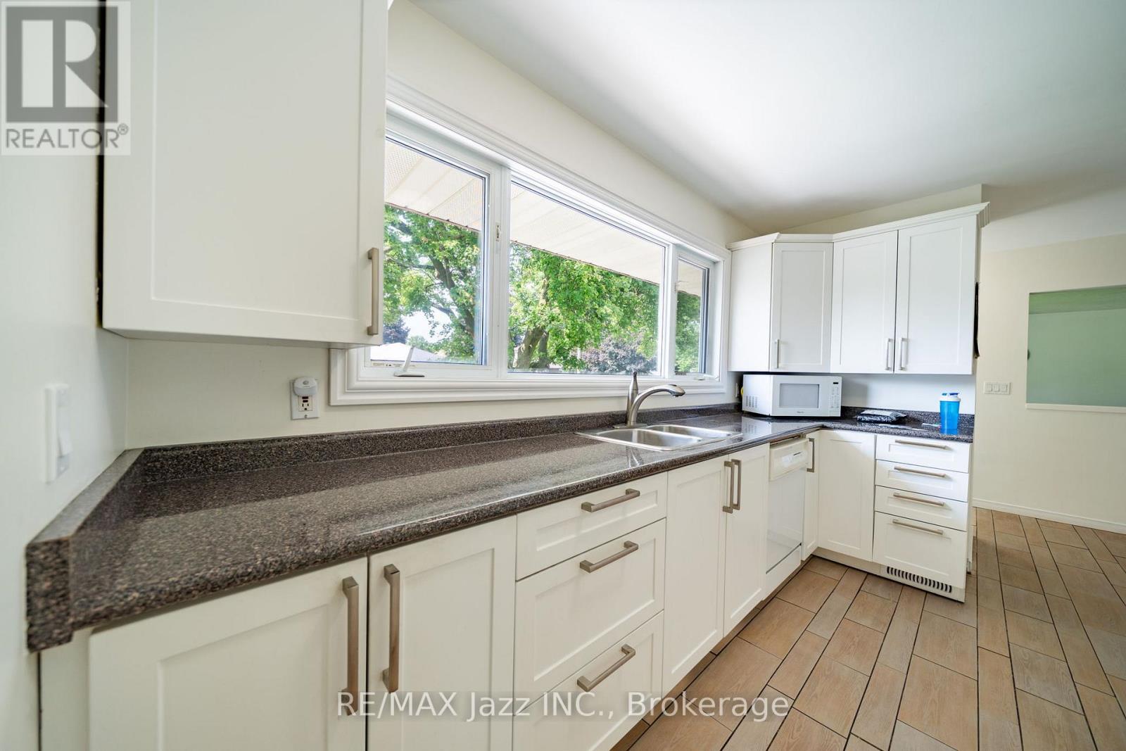 607 Gliddon Avenue, Oshawa, Ontario L1H 2A1 - Photo 19 - E13512922