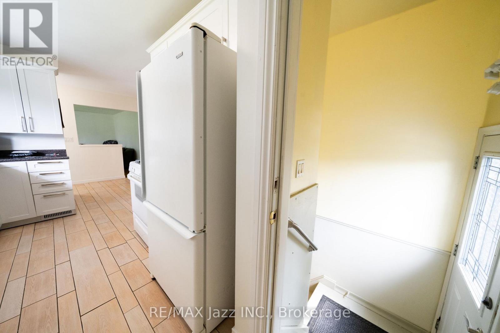 607 Gliddon Avenue, Oshawa, Ontario L1H 2A1 - Photo 30 - E13512922