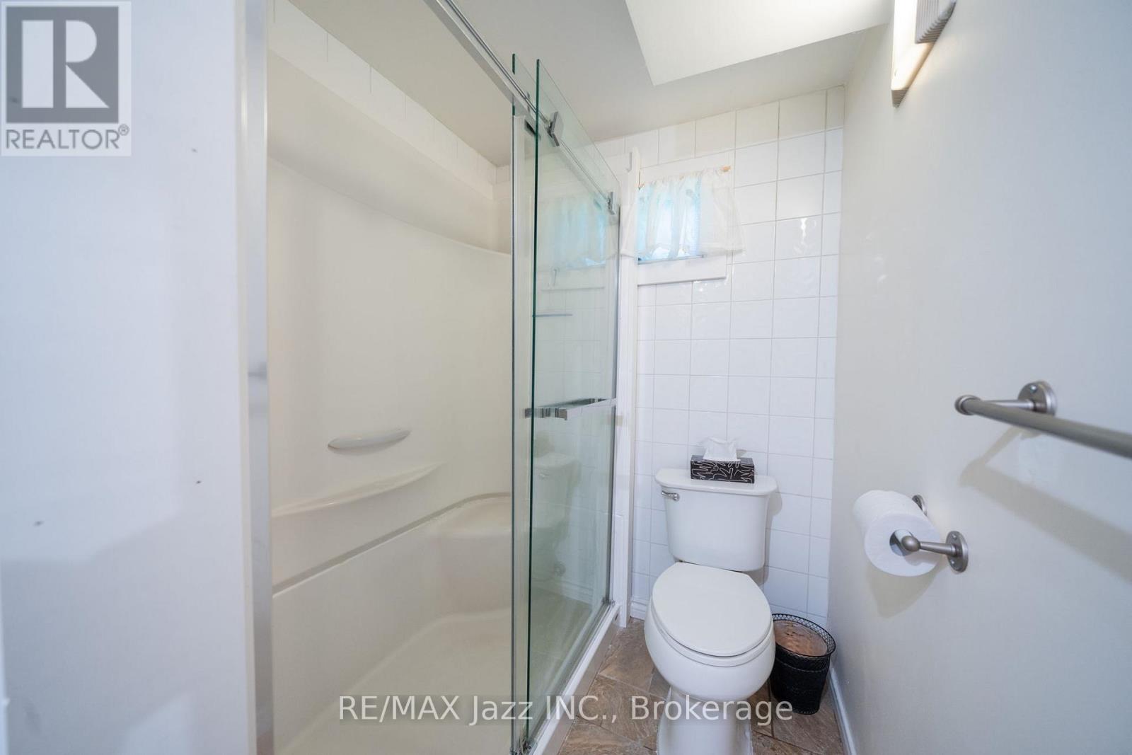 607 Gliddon Avenue, Oshawa, Ontario L1H 2A1 - Photo 45 - E13512922