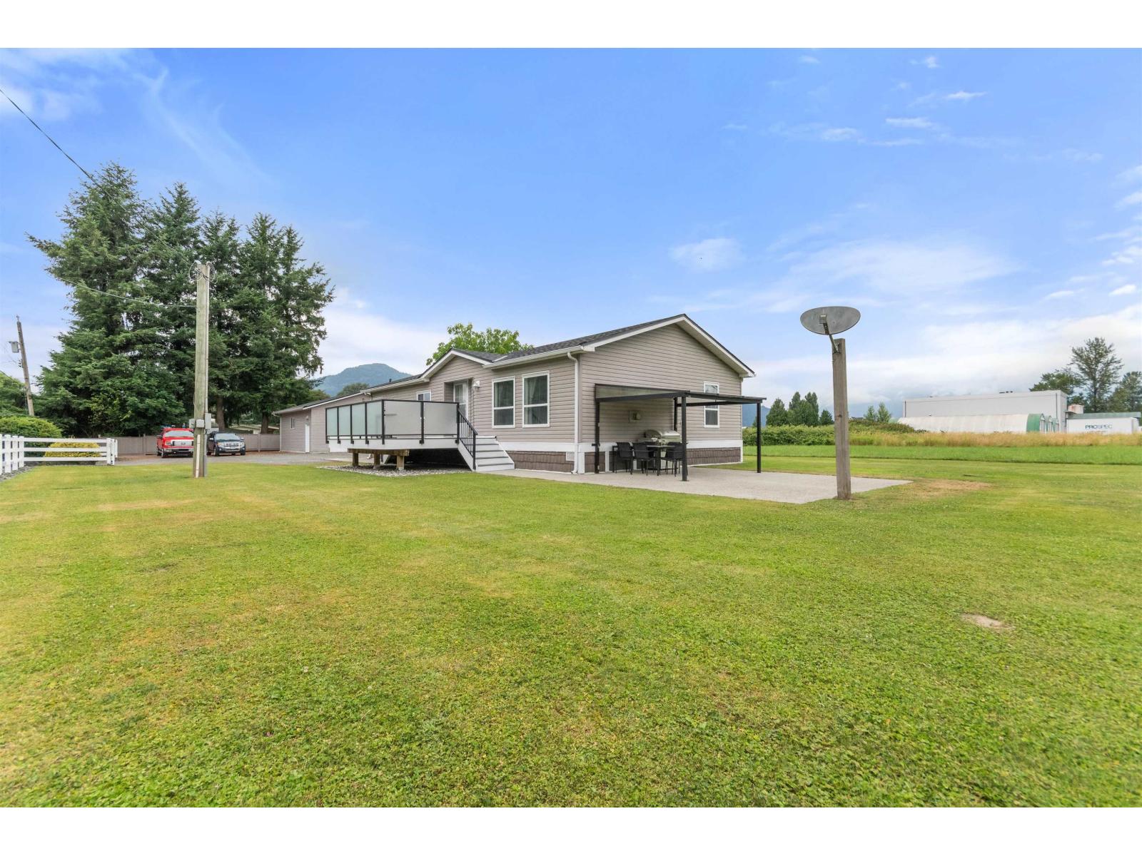 41725 Hare Avenue, Yarrow, Yarrow, British Columbia  V2R 5E9 - Photo 4 - R3141373