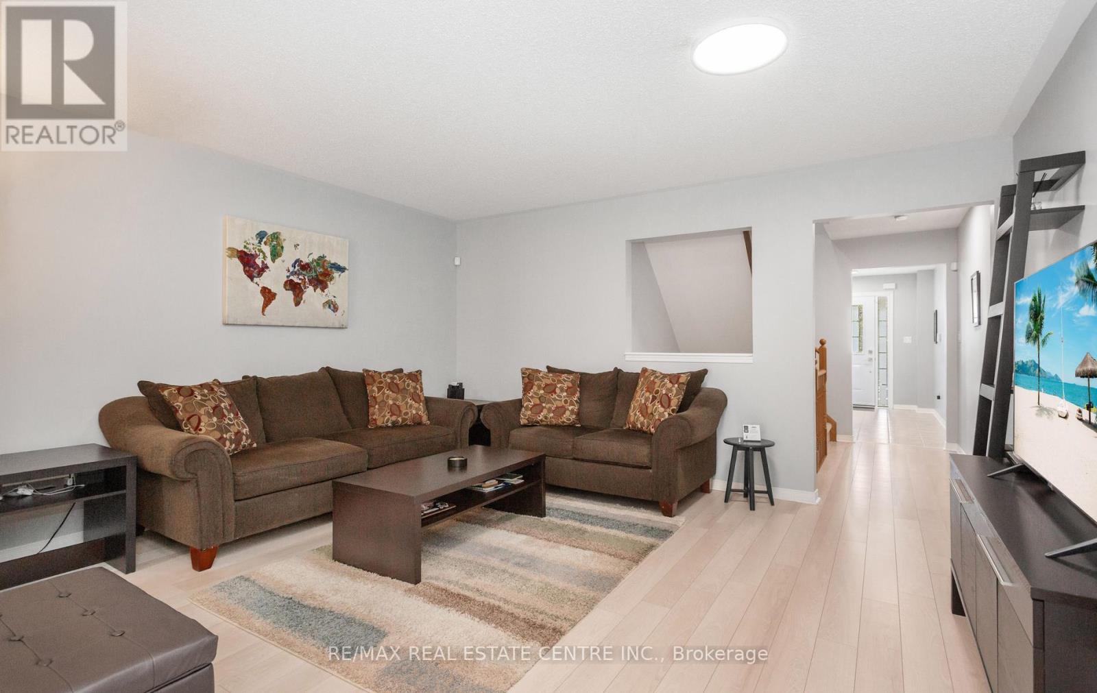 49 Teal Crest Circle, Brampton, Ontario  L6X 2Z5 - Photo 10 - W13512398