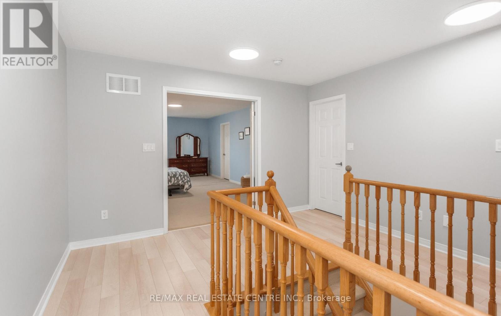 49 Teal Crest Circle, Brampton, Ontario  L6X 2Z5 - Photo 18 - W13512398