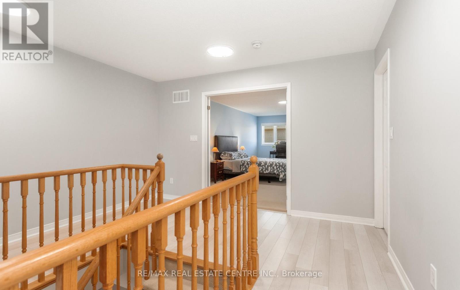 49 Teal Crest Circle, Brampton, Ontario  L6X 2Z5 - Photo 19 - W13512398