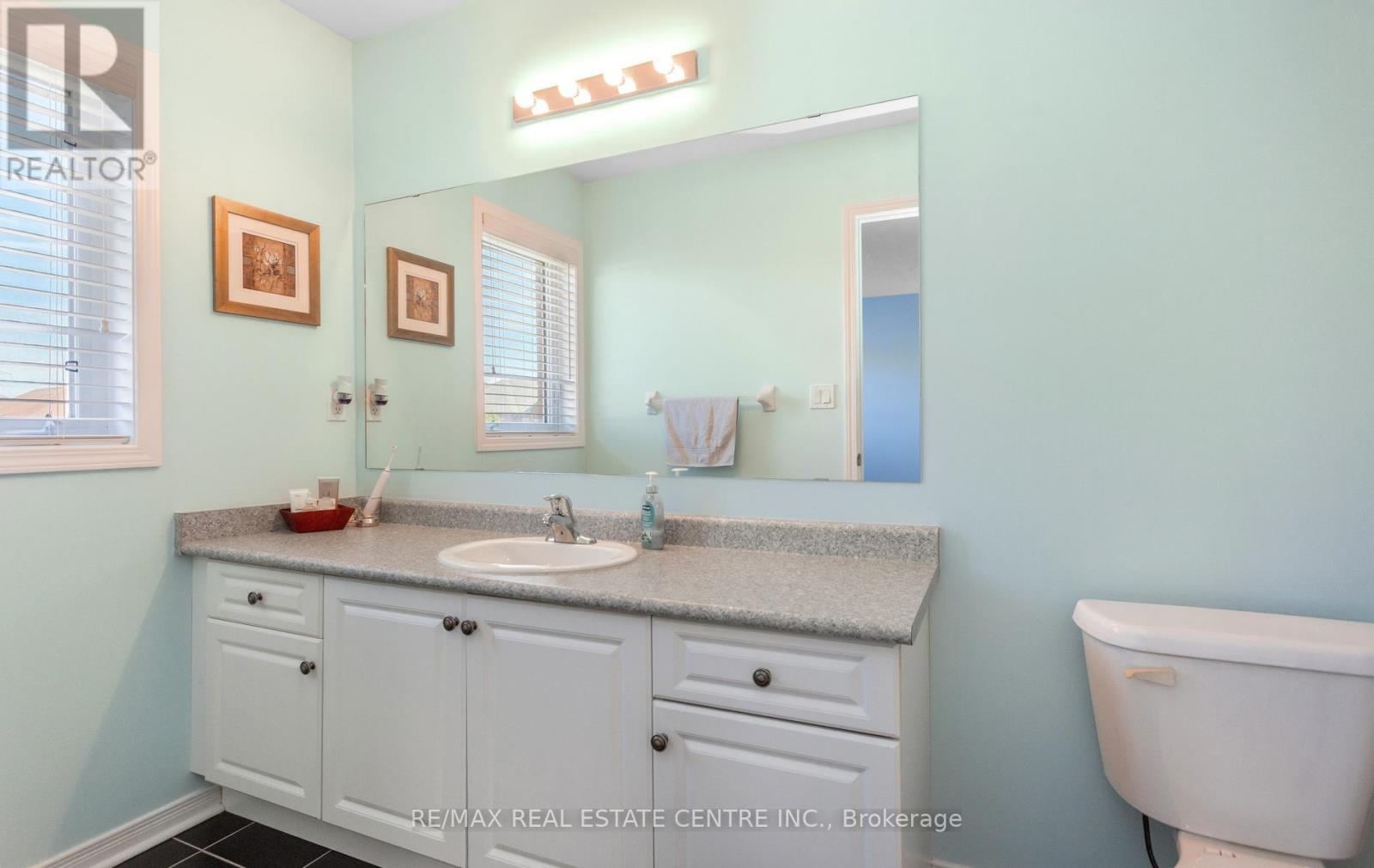 49 Teal Crest Circle, Brampton, Ontario  L6X 2Z5 - Photo 23 - W13512398