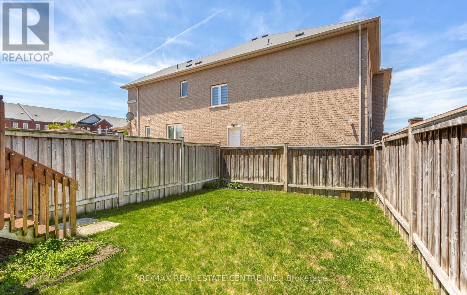 49 Teal Crest Circle, Brampton, Ontario  L6X 2Z5 - Photo 35 - W13512398
