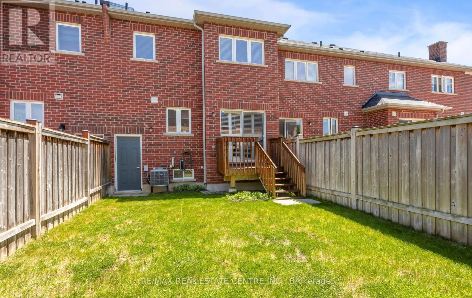 49 Teal Crest Circle, Brampton, Ontario  L6X 2Z5 - Photo 36 - W13512398