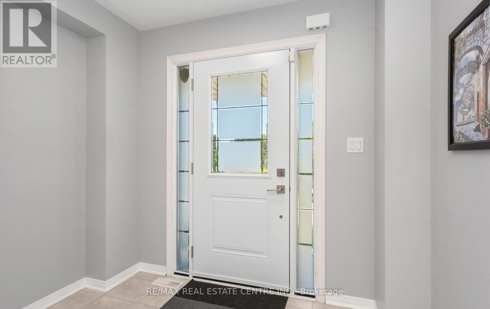 49 Teal Crest Circle, Brampton, Ontario  L6X 2Z5 - Photo 4 - W13512398