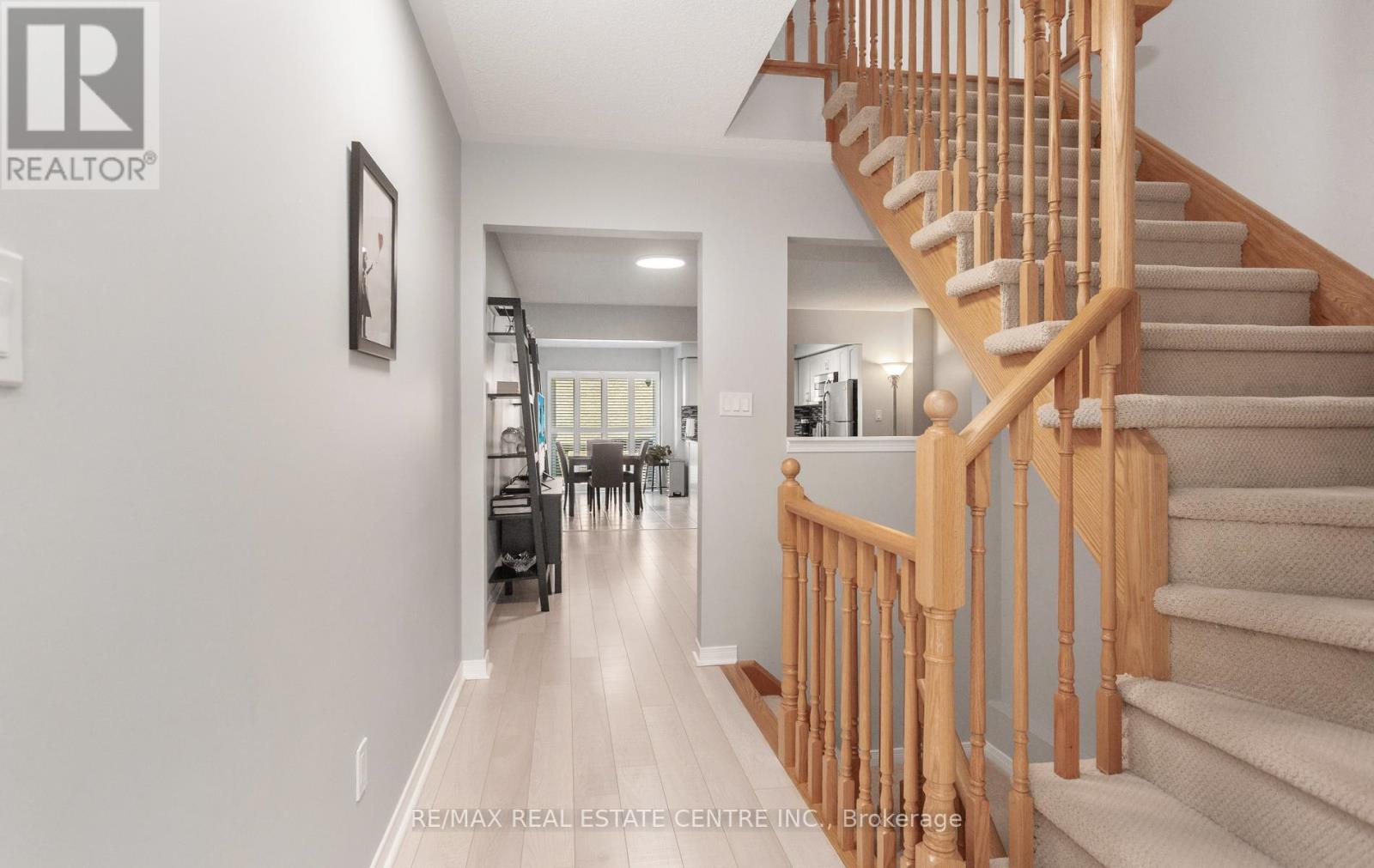 49 Teal Crest Circle, Brampton, Ontario  L6X 2Z5 - Photo 7 - W13512398