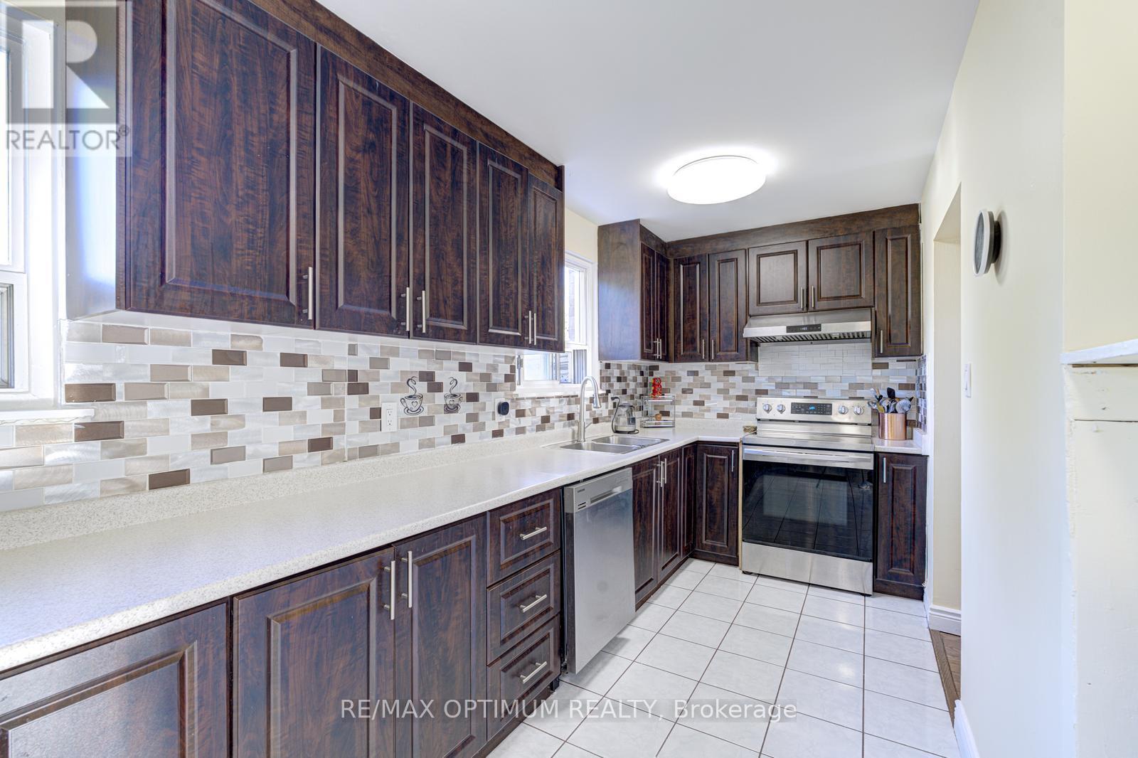 21 Juniper Crescent, Brampton, Ontario  L6S 1J9 - Photo 13 - W13512400