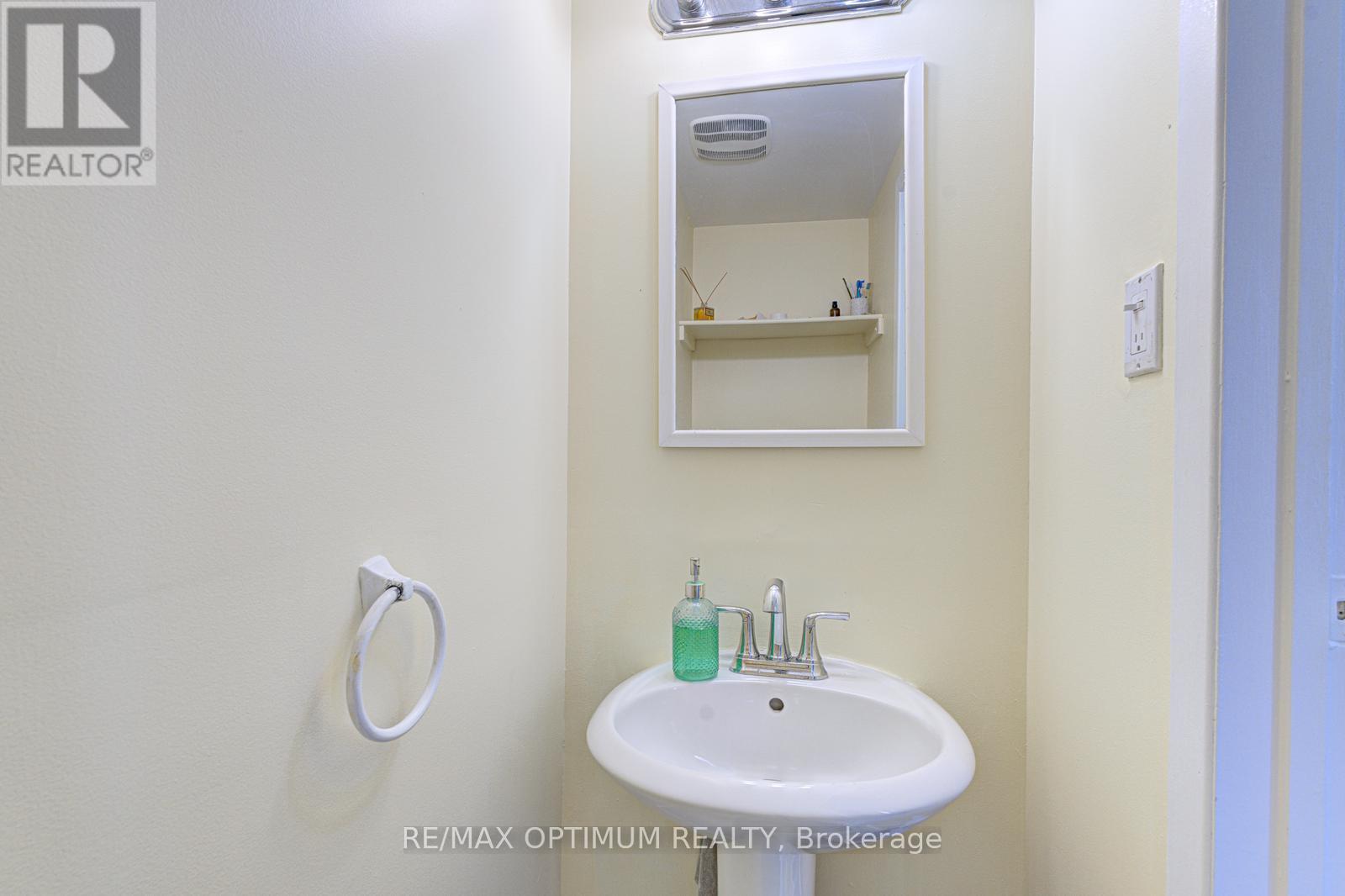 21 Juniper Crescent, Brampton, Ontario  L6S 1J9 - Photo 18 - W13512400