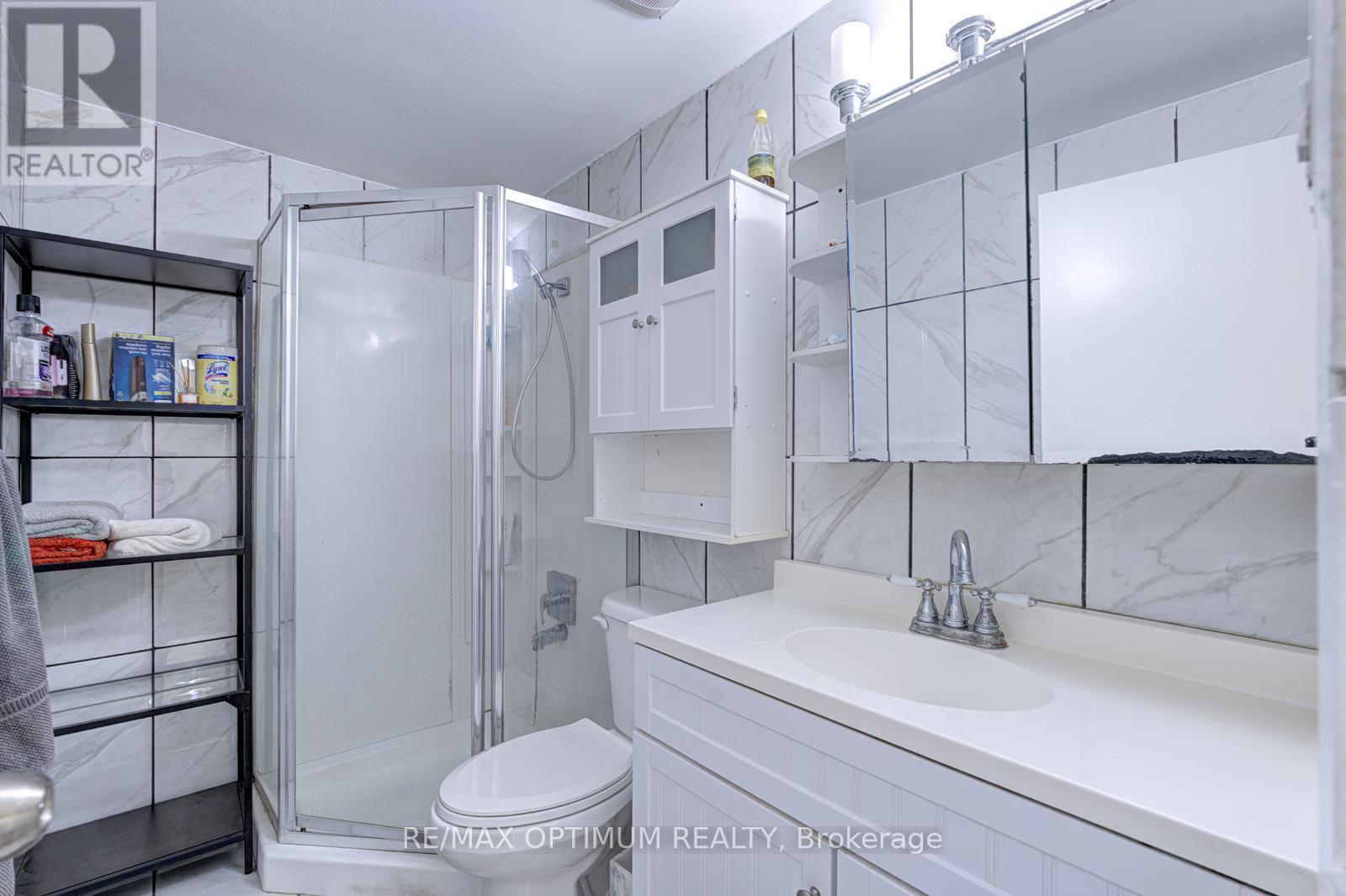 21 Juniper Crescent, Brampton, Ontario  L6S 1J9 - Photo 21 - W13512400