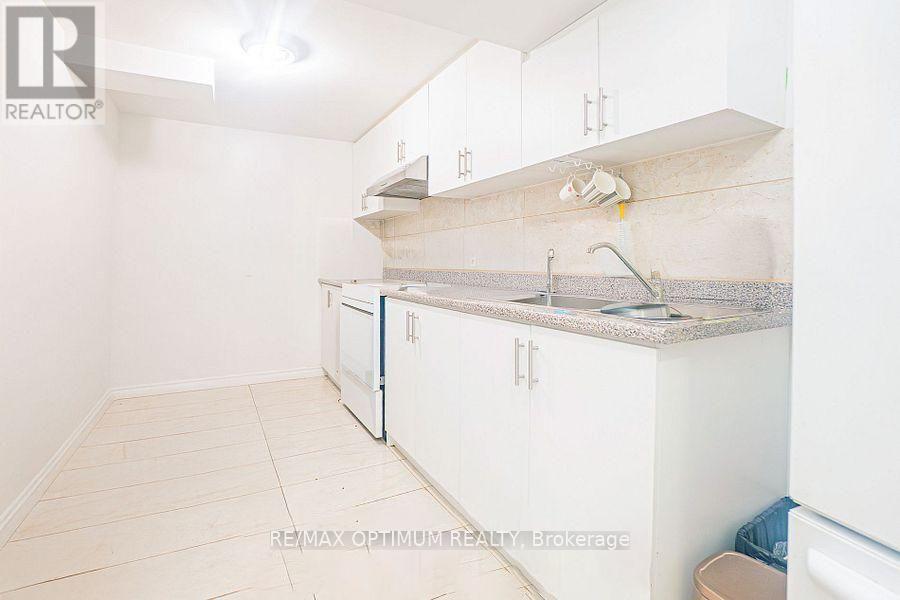 21 Juniper Crescent, Brampton, Ontario  L6S 1J9 - Photo 26 - W13512400