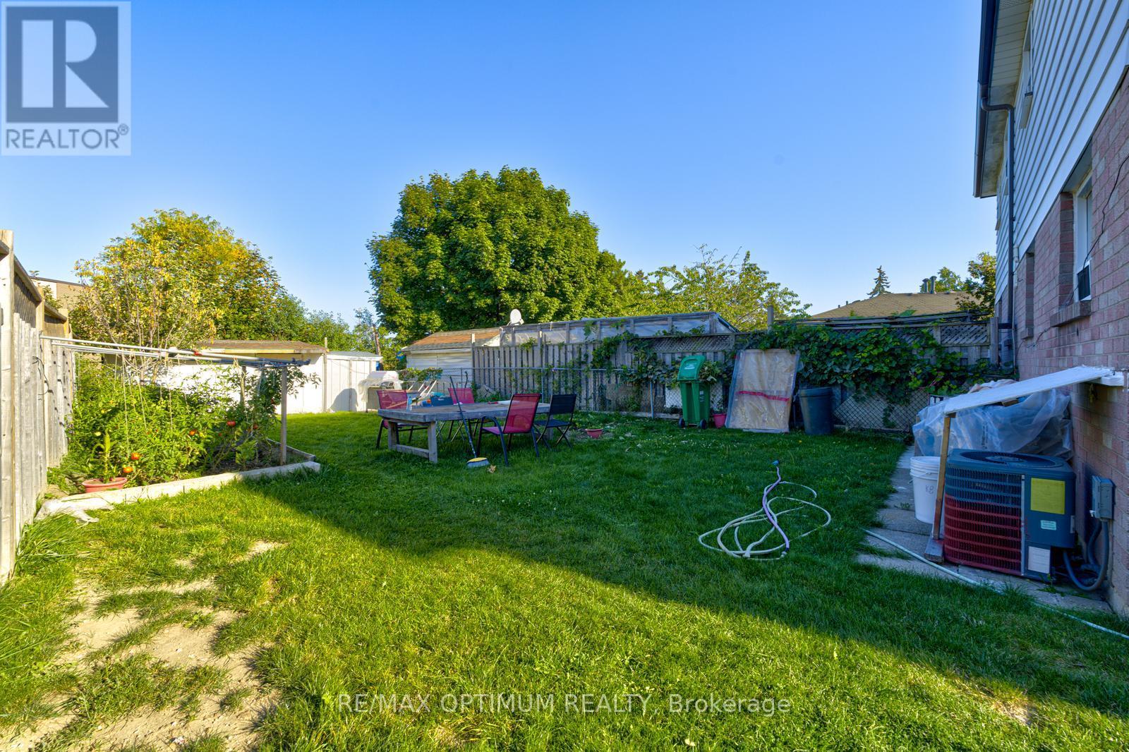 21 Juniper Crescent, Brampton, Ontario  L6S 1J9 - Photo 31 - W13512400