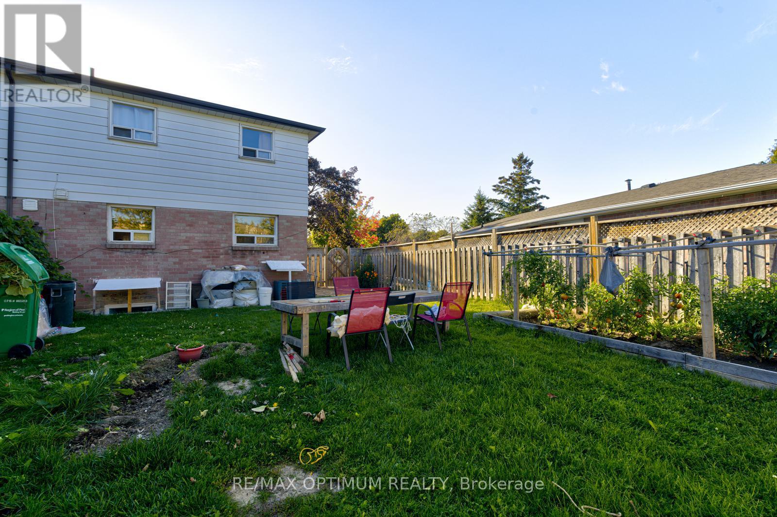 21 Juniper Crescent, Brampton, Ontario  L6S 1J9 - Photo 32 - W13512400