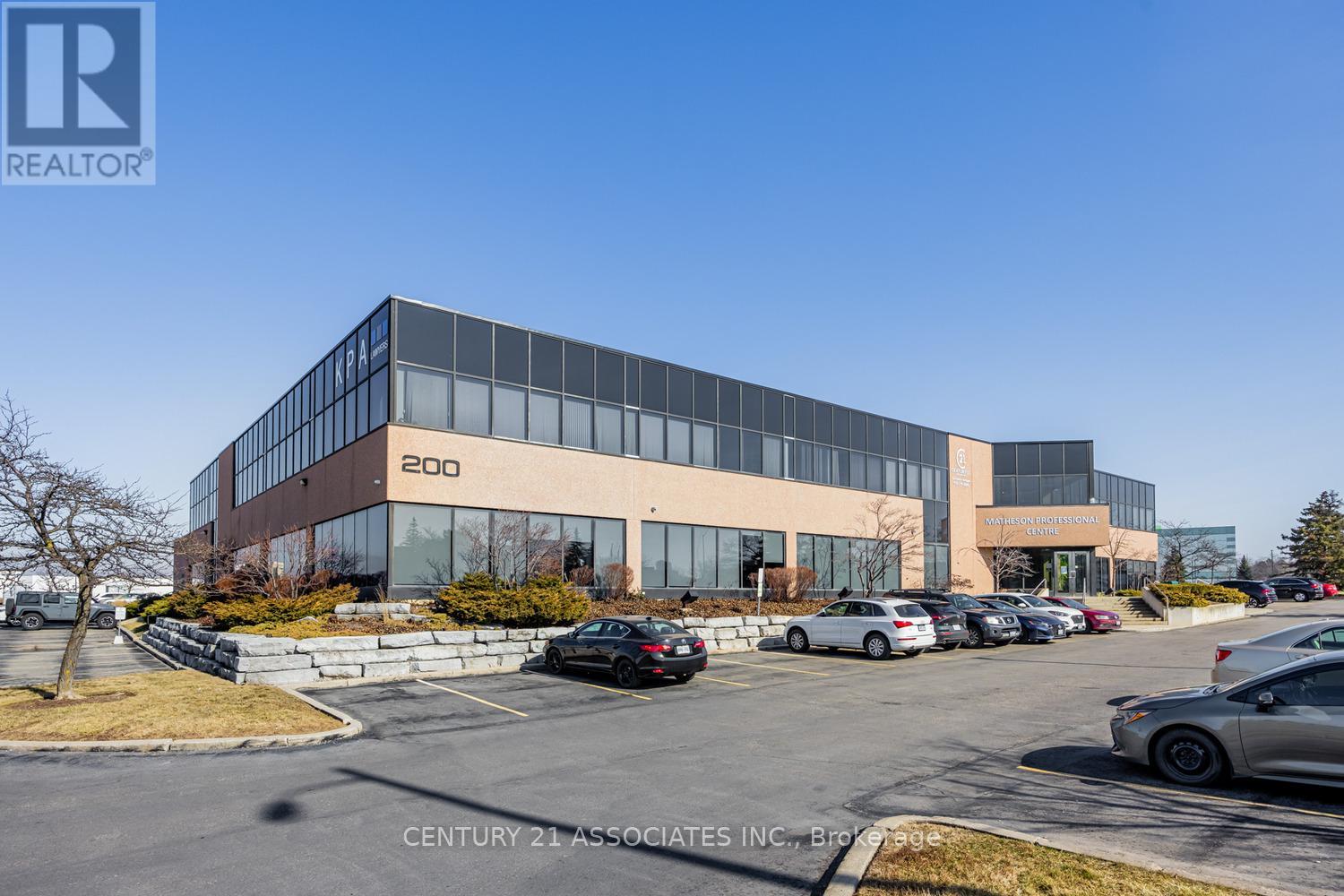 103 - 200 Matheson Boulevard W, Mississauga, Ontario L5R 3L7 - Photo 1 - W13512452