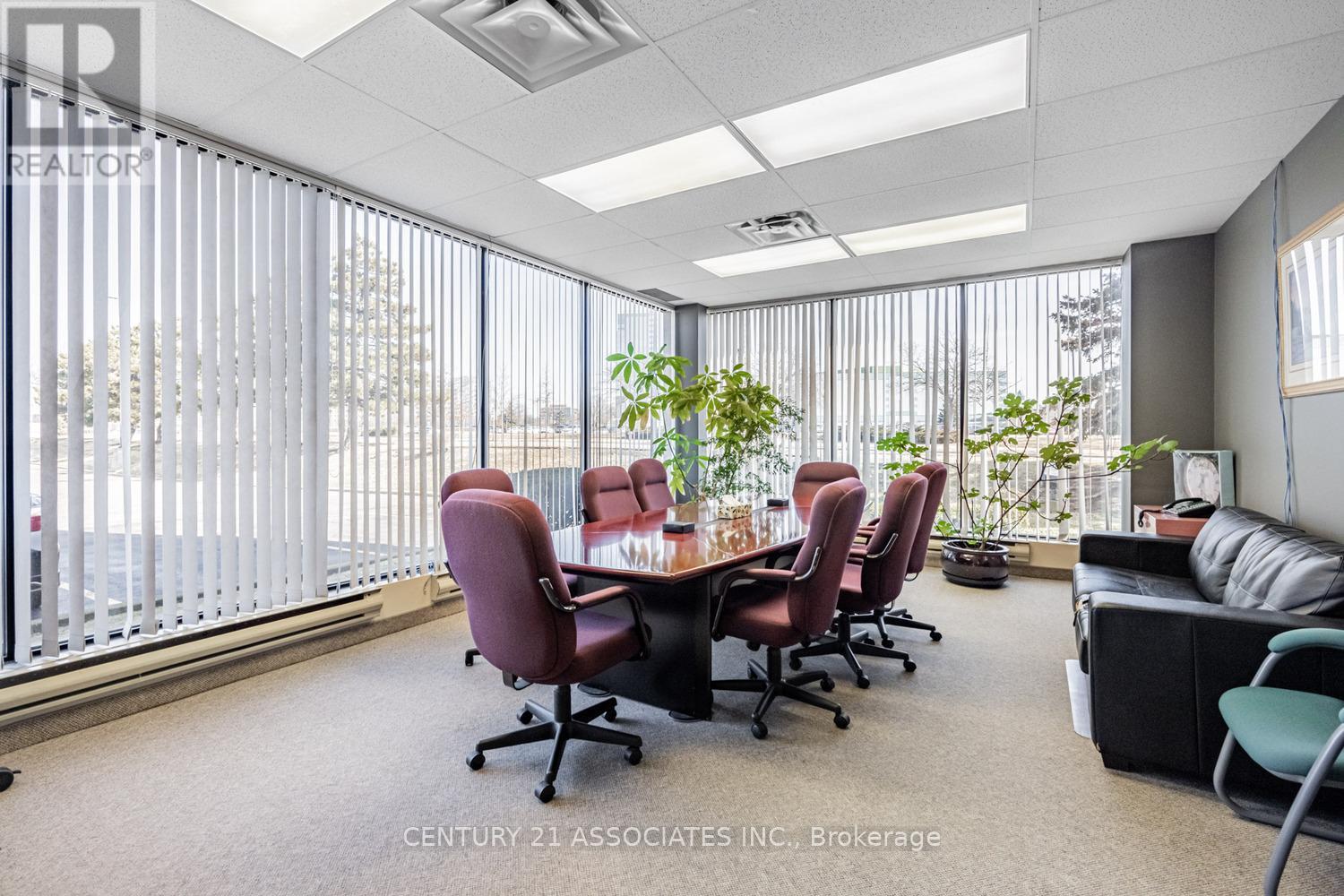 103 - 200 Matheson Boulevard W, Mississauga, Ontario L5R 3L7 - Photo 3 - W13512452