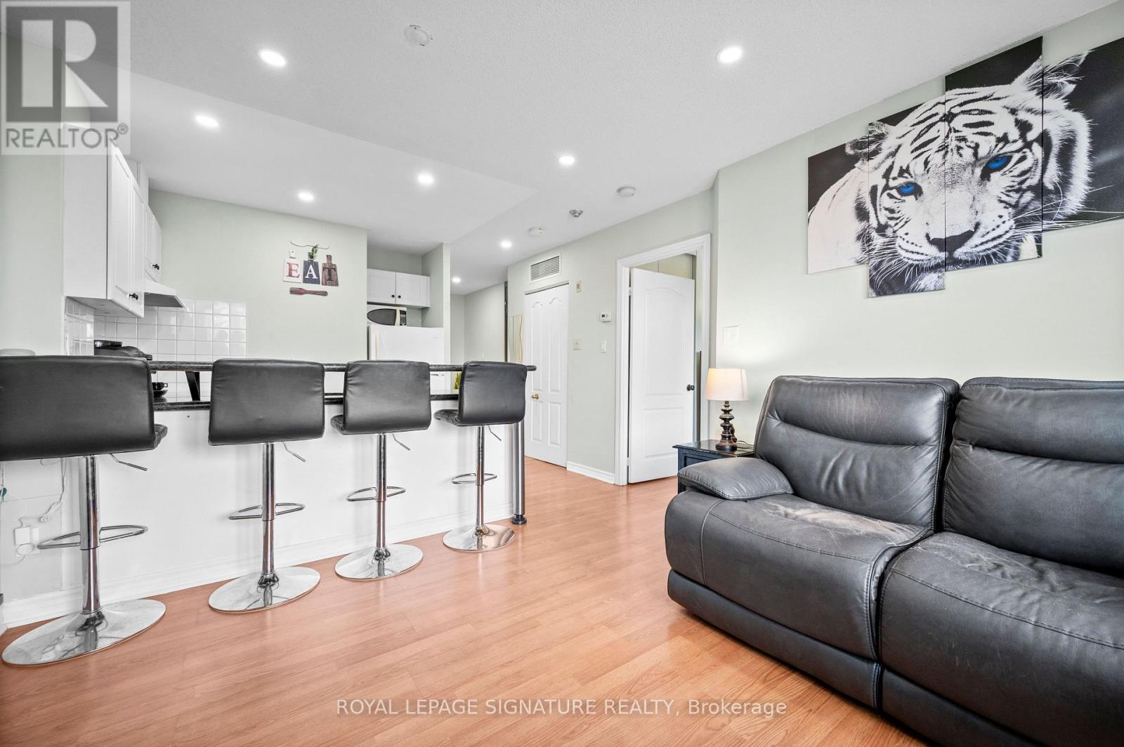205 - 3 Dayspring Circle, Brampton, Ontario  L6P 1B7 - Photo 15 - W13512468