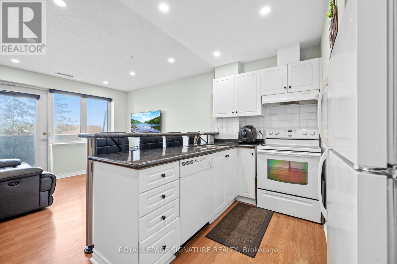 205 - 3 Dayspring Circle, Brampton, Ontario  L6P 1B7 - Photo 18 - W13512468