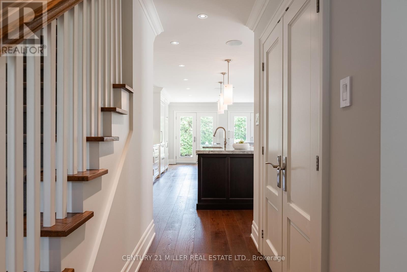27 Wilson Street, Oakville, Ontario  L6K 3G2 - Photo 5 - W13512488