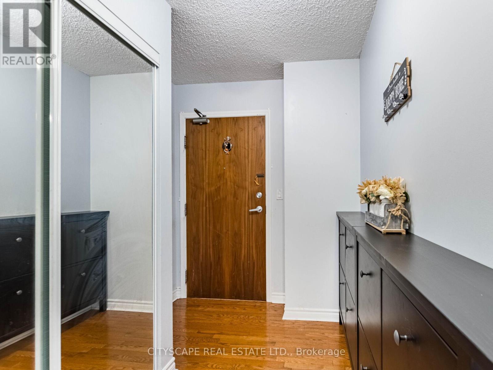 2111 - 1 Elm Drive W, Mississauga, Ontario  L5B 4M1 - Photo 5 - W13512578