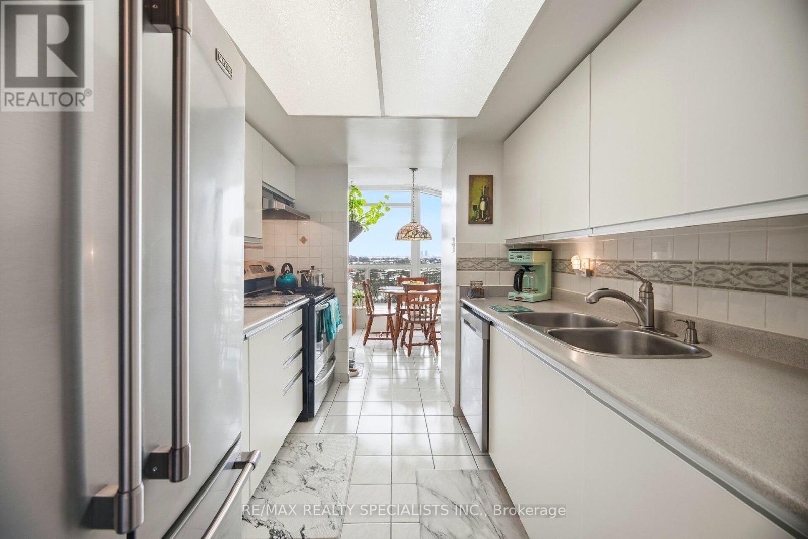 805 - 5 Rowntree Road N, Toronto, Ontario  M9V 5G9 - Photo 18 - W13512654