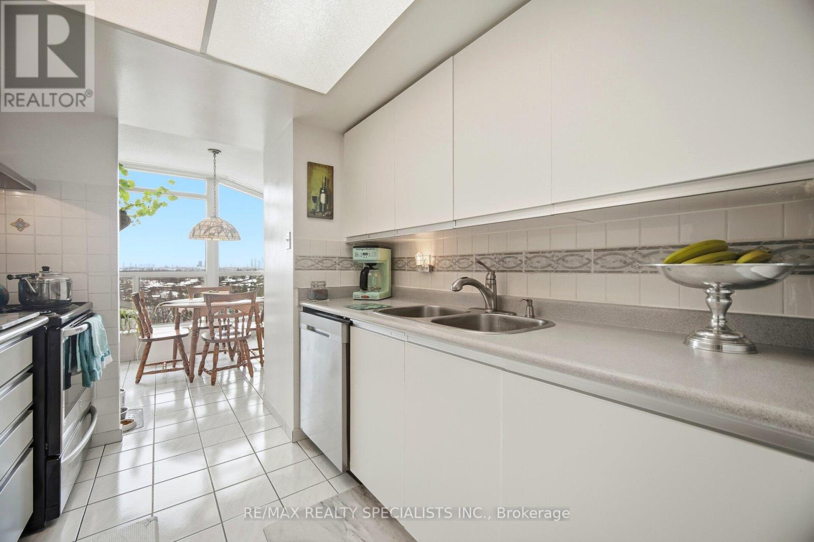 805 - 5 Rowntree Road N, Toronto, Ontario  M9V 5G9 - Photo 20 - W13512654