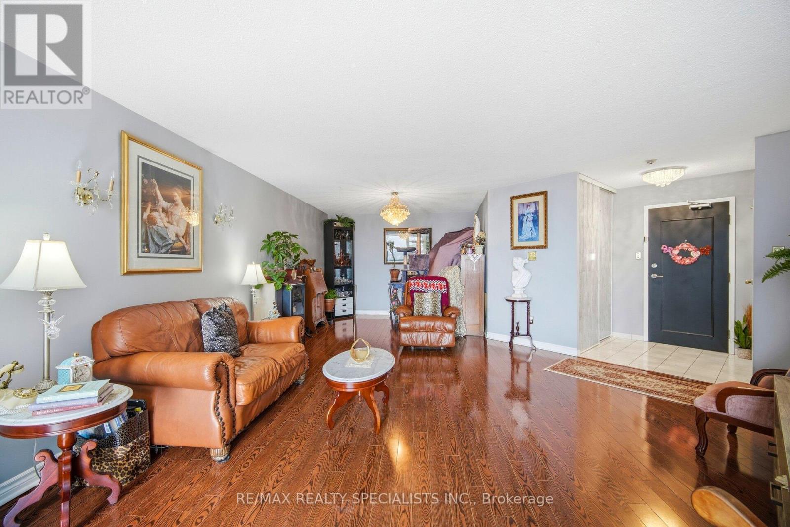 805 - 5 Rowntree Road N, Toronto, Ontario  M9V 5G9 - Photo 8 - W13512654