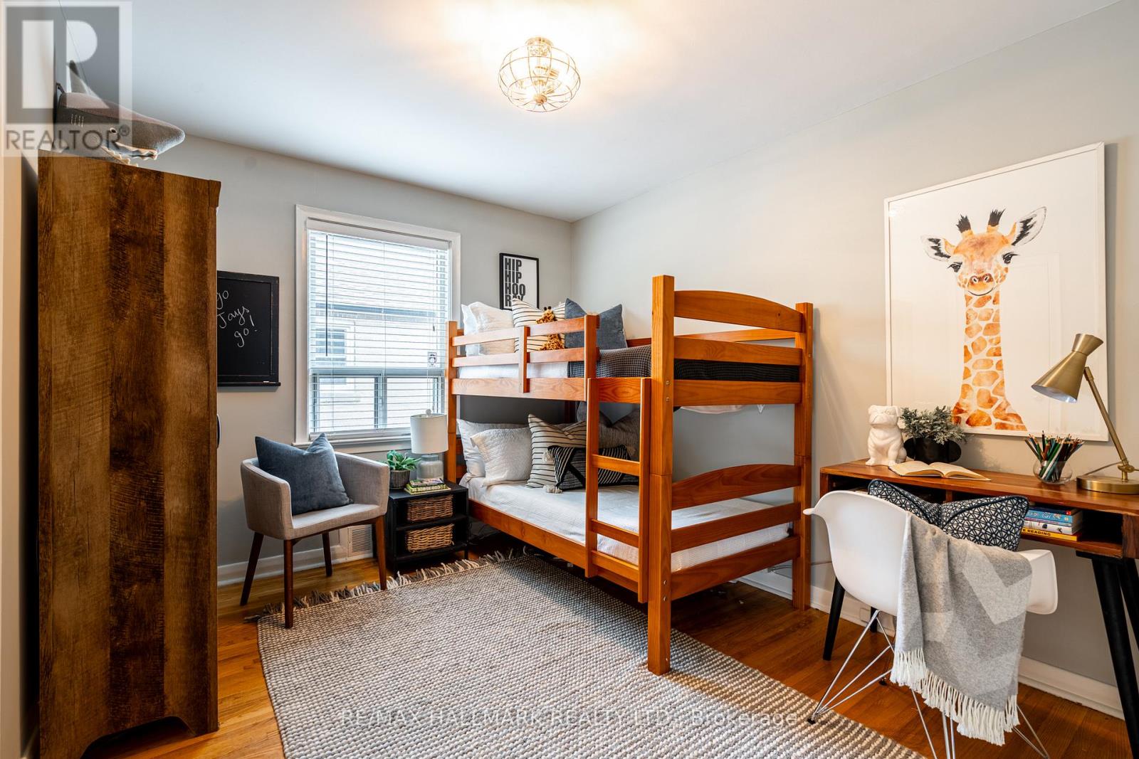 Upper - 41 Treeview Drive, Toronto, Ontario  M8W 4C1 - Photo 18 - W13512680