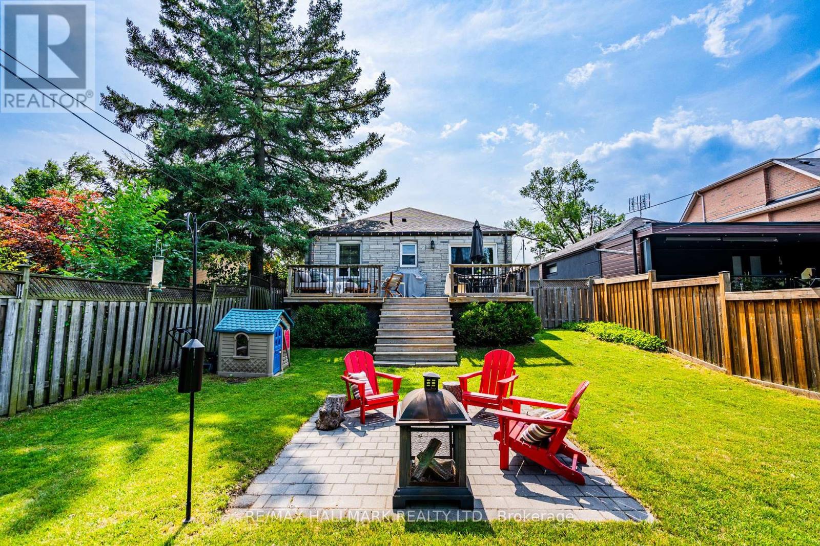 Upper - 41 Treeview Drive, Toronto, Ontario  M8W 4C1 - Photo 26 - W13512680