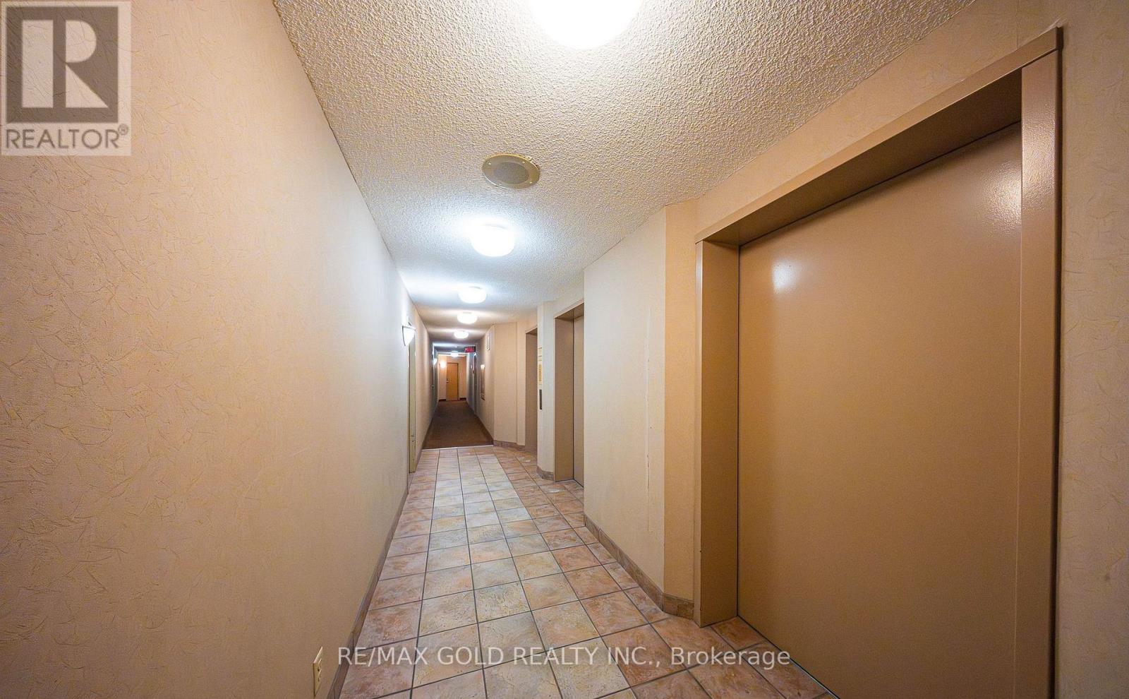 1112 - 35 Trailwood Drive, Mississauga, Ontario  L4Z 3L6 - Photo 4 - W13512770