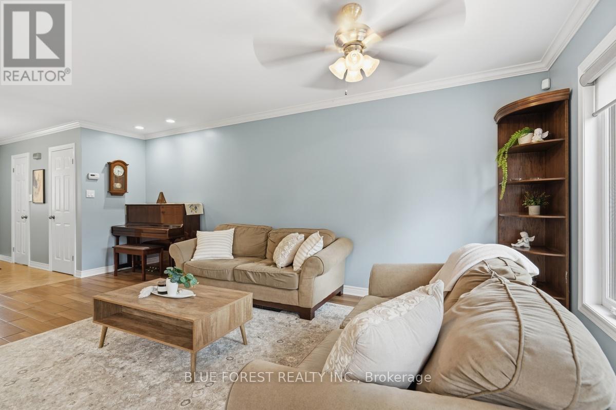 1367 Reardon Boulevard, London South, Ontario  N6M 1B4 - Photo 9 - X13512868