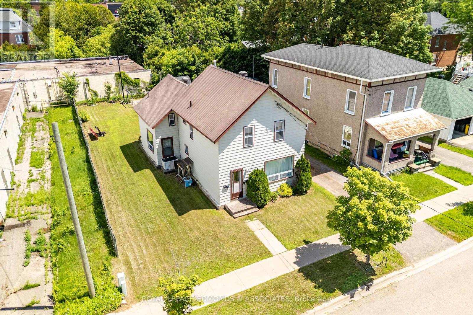 235 Munro Street, Pembroke, Ontario  K8A 4S5 - Photo 3 - X13512956