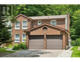 482 FOXHILL PLACE, Waterloo, Ontario