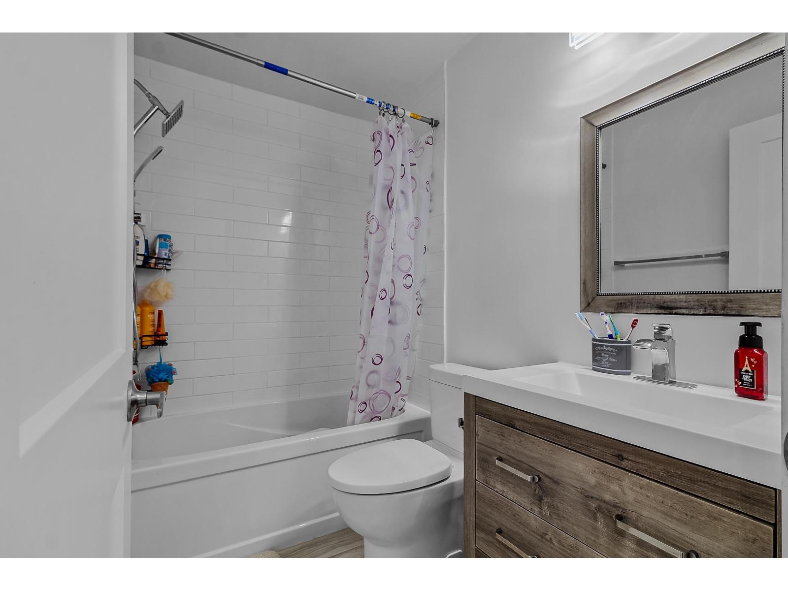 209 13947 72 Avenue, Surrey, British Columbia  V3W 2P6 - Photo 21 - R3140423