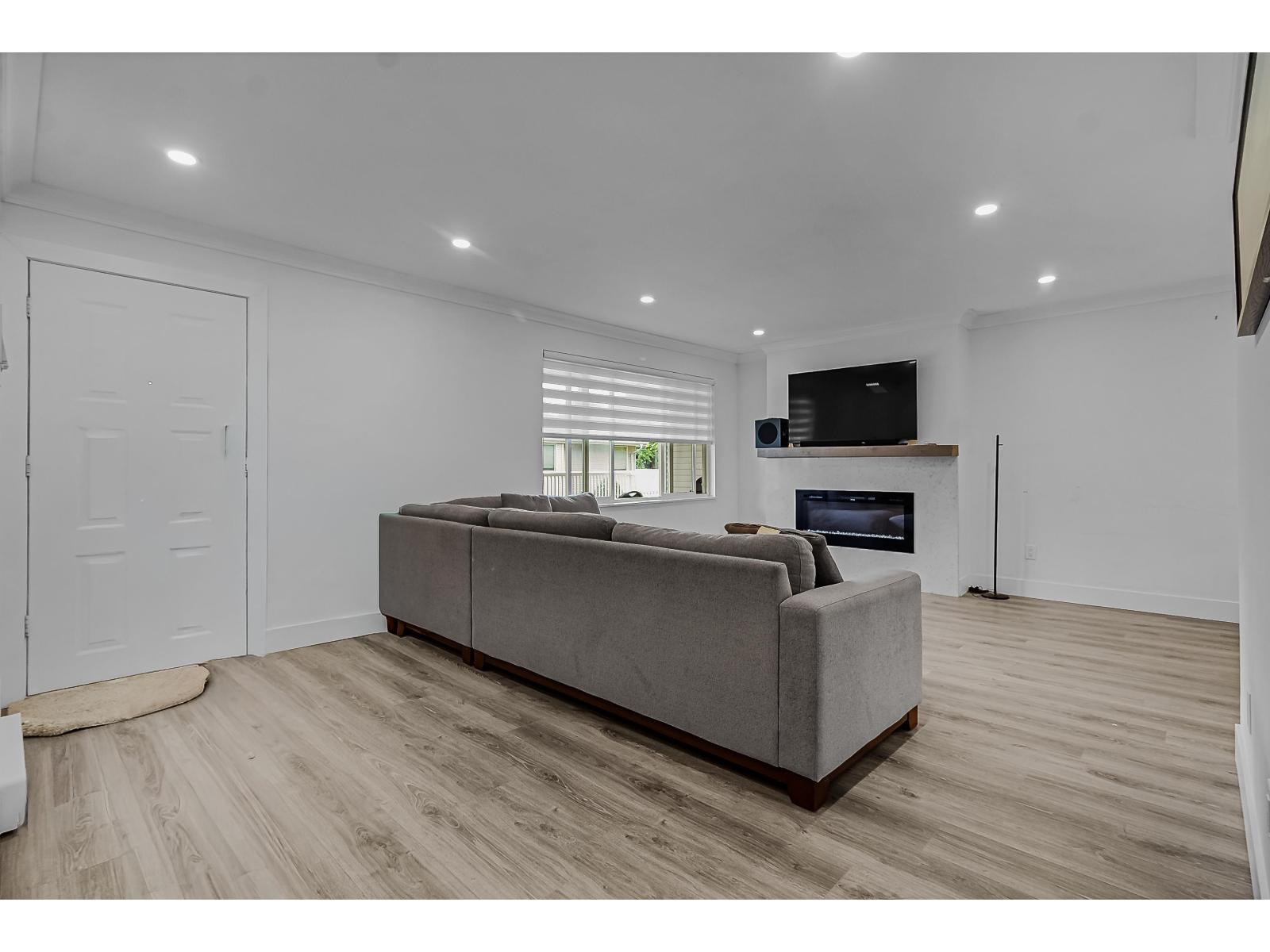 209 13947 72 Avenue, Surrey, British Columbia  V3W 2P6 - Photo 6 - R3140423