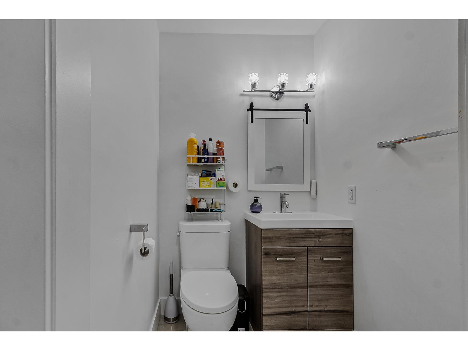 209 13947 72 Avenue, Surrey, British Columbia  V3W 2P6 - Photo 19 - R3140423