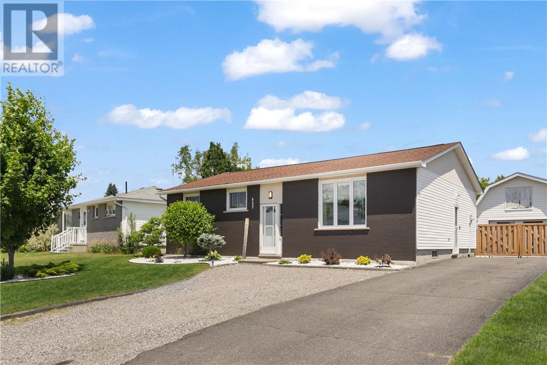 527 Bois Street, Espanola, Ontario  P5E 1A8 - Photo 3 - 2128955